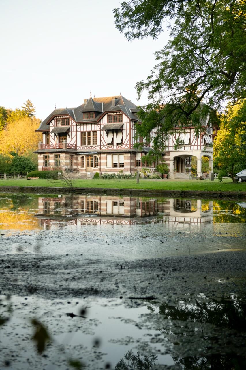 Domaine de la Nèle — the château and grounds
