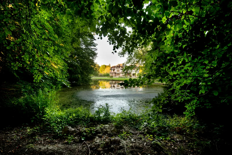 Domaine de la Nèle — the château and grounds