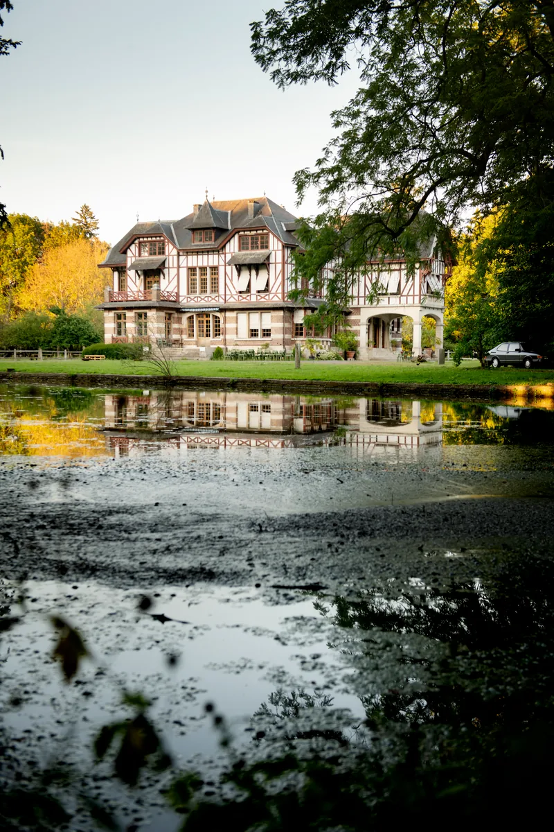 Domaine de la Nèle — the château and grounds